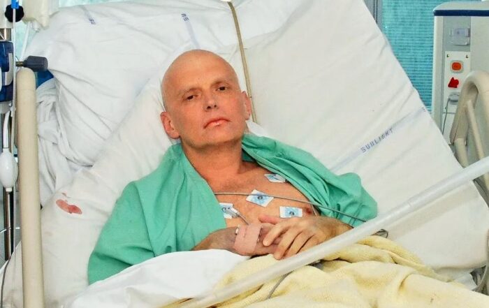 Alexander Litvinenko, pouco antes de sua morte por envenenamento por Polônio-210, em Londres. Foto: The Guardian